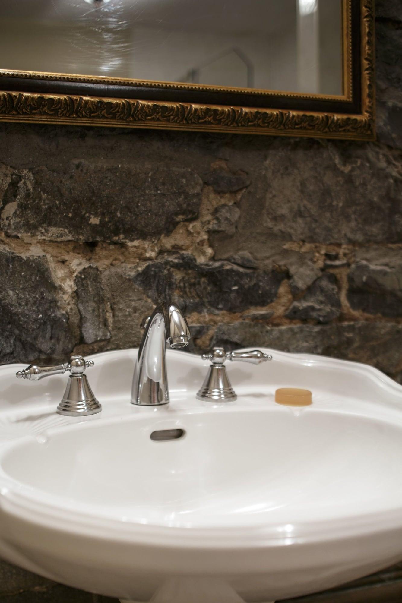 Du Vieux Port By Gray Collection Inn Montreal