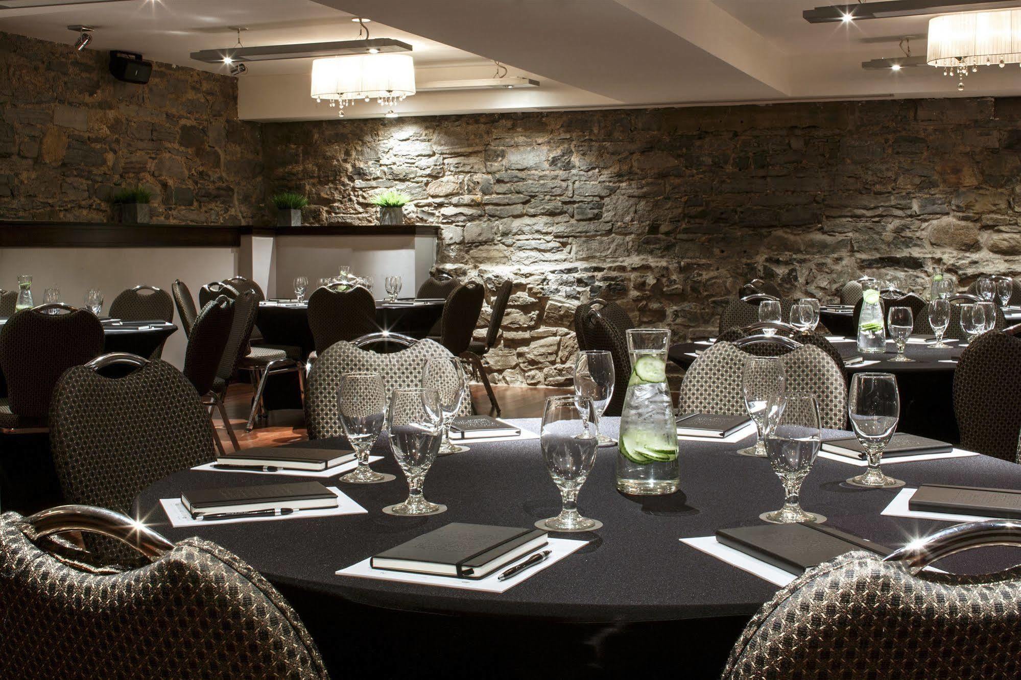 Du Vieux Port By Gray Collection Inn 4*
