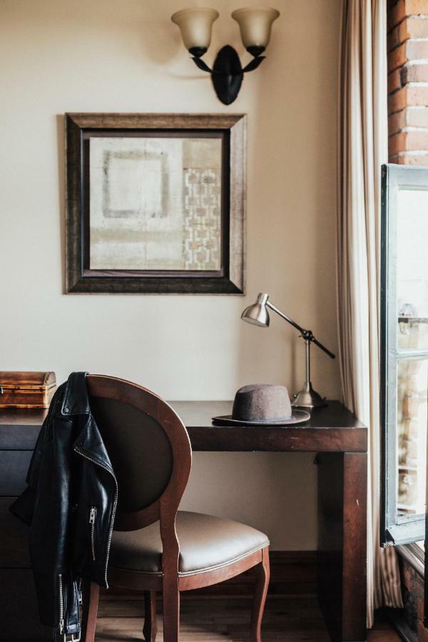 Du Vieux Port By Gray Collection